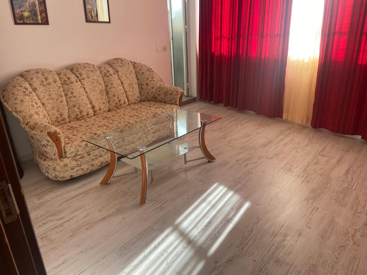 Ribarska Sreshta Family Hotel Царёво Экстерьер фото